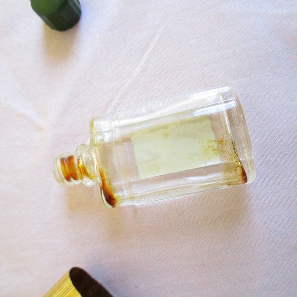 collectible small bottle from Djer-Kiss perfume, vintage 1930s - Picture 2 of 7